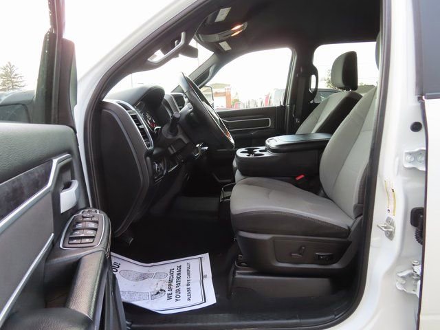 Used 2024 RAM 3500 Big Horn image 17