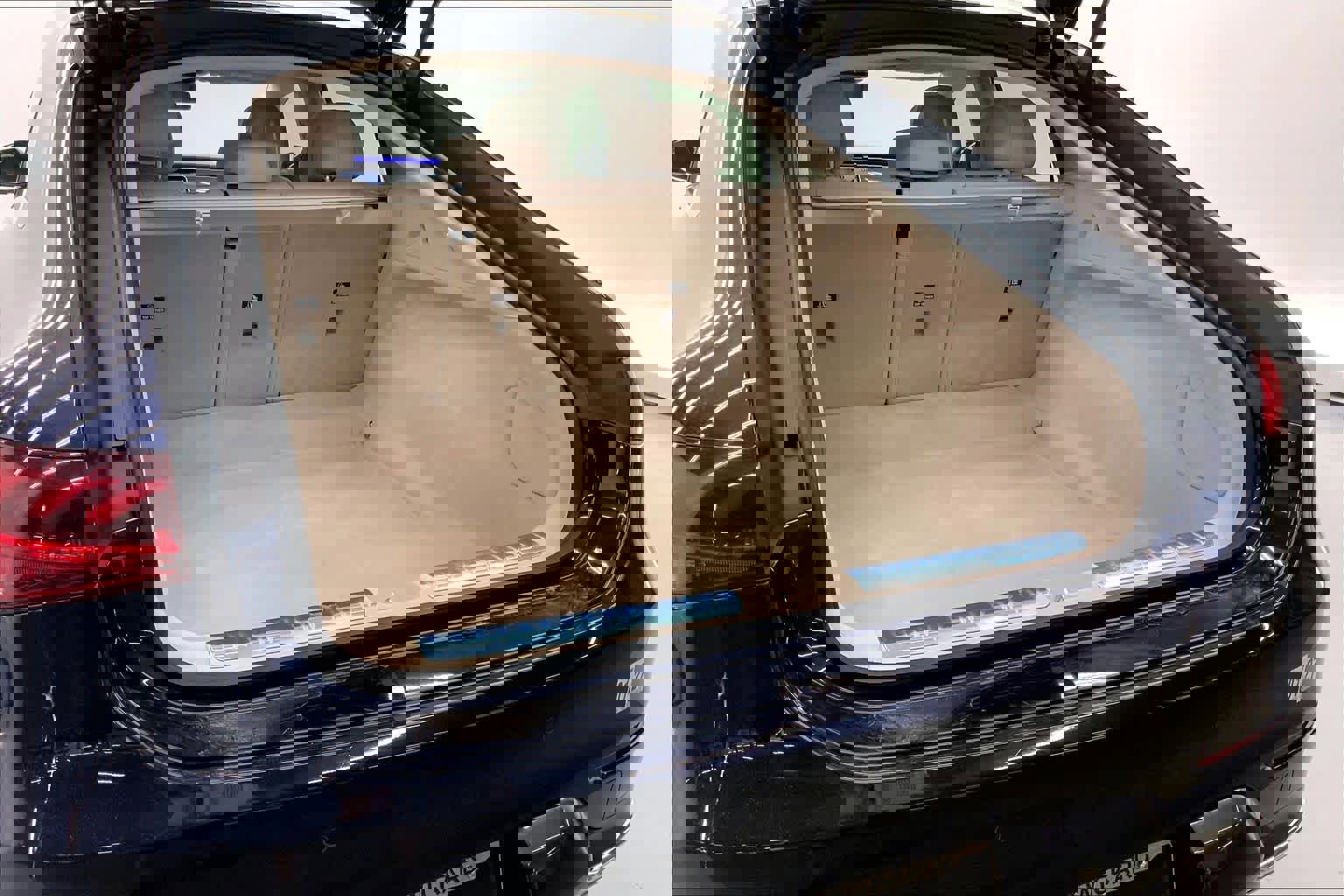 Certified 2022 Mercedes-Benz EQS 450+ Sedan image 15