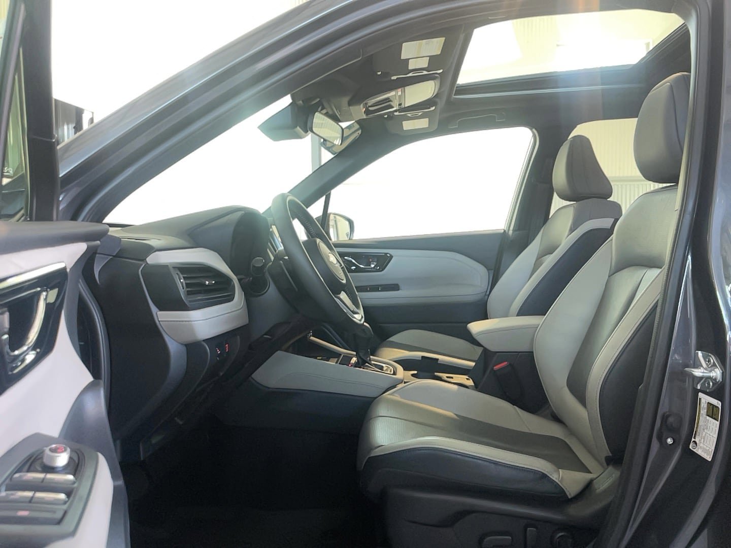 Used 2025 Subaru Forester Limited image 8