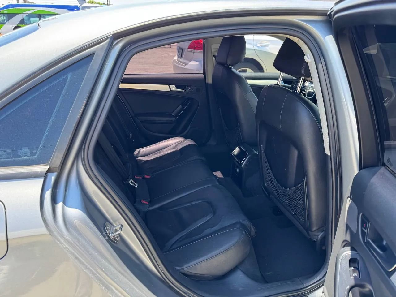 Used 2009 Audi A4 2.0T Premium image 18