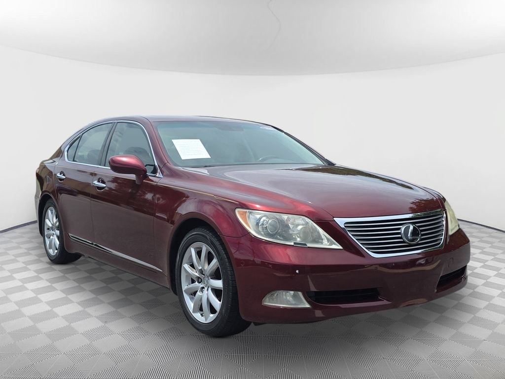 Used 2008 Lexus LS 460 RWD image 2