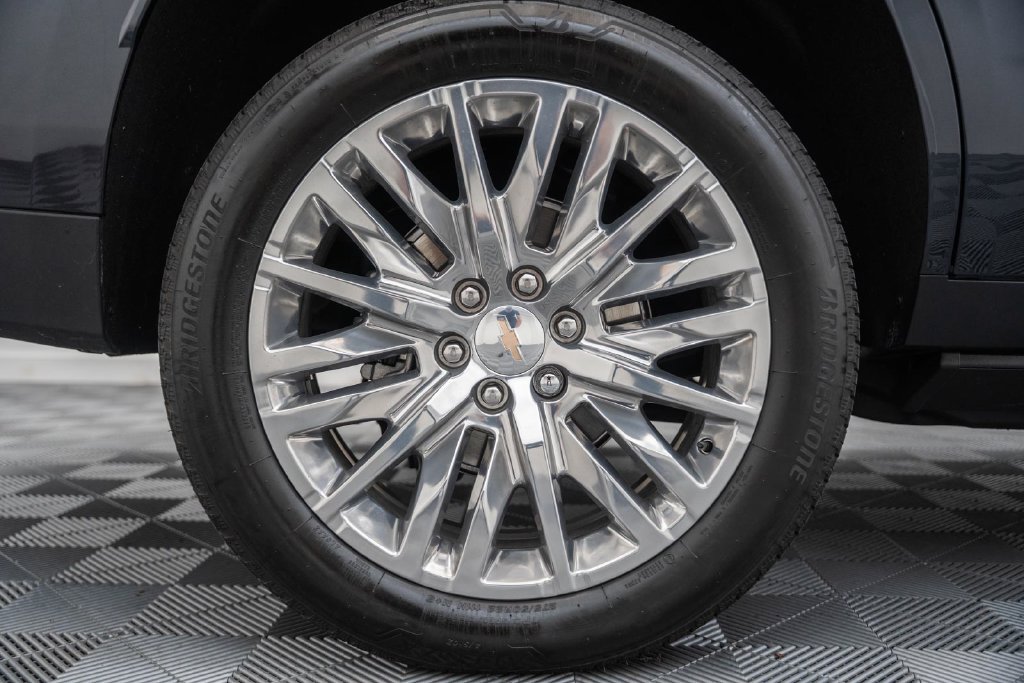 Used 2025 Chevrolet Tahoe LT w/ Comfort Package RWD image 22