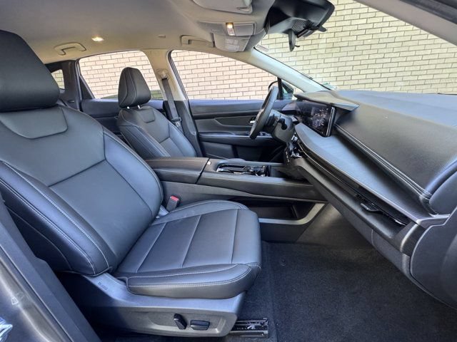 Used 2025 Nissan Murano SV AWD/4WD image 22