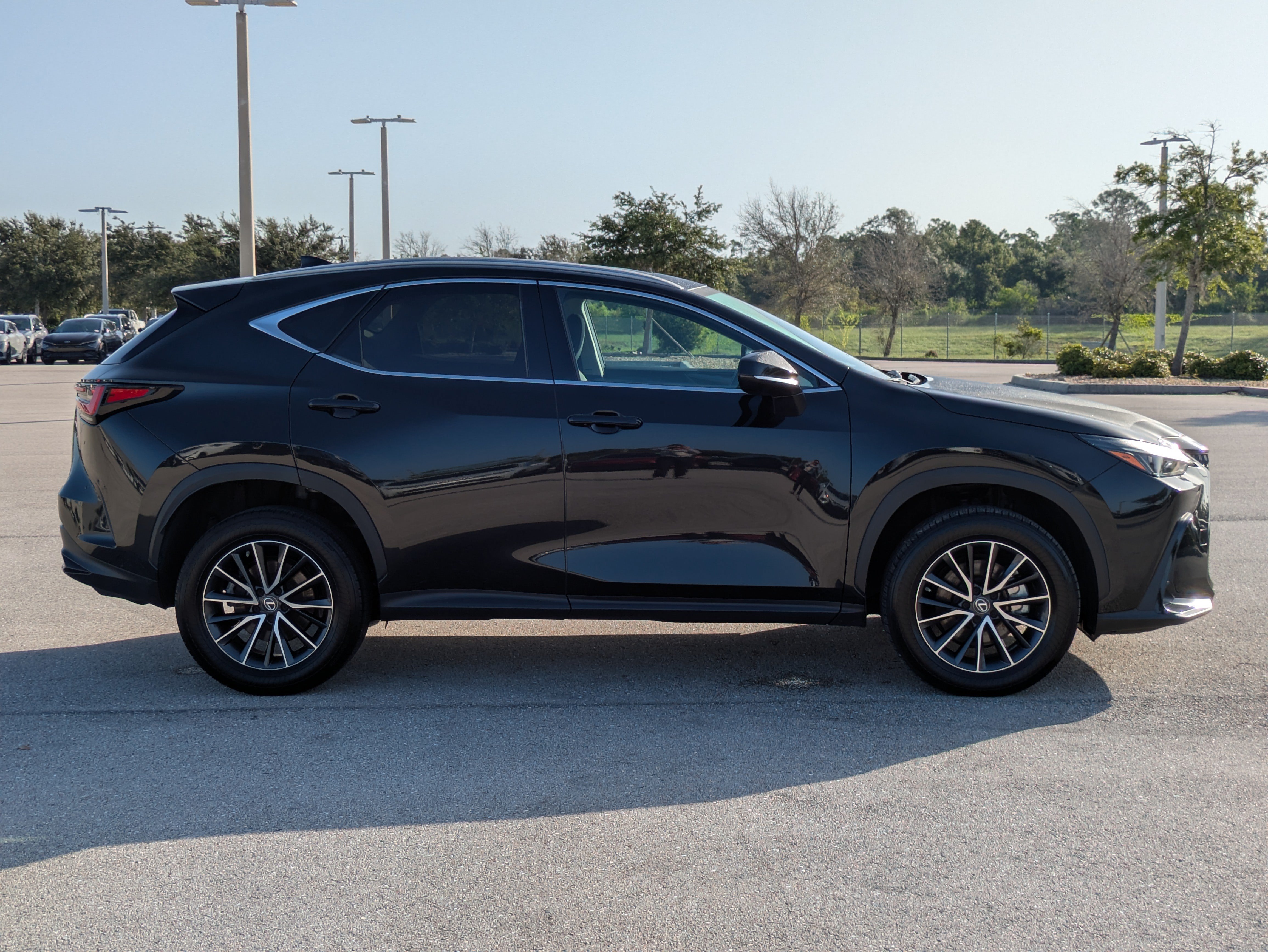 Used 2023 Lexus NX 350 AWD w/ Cold Area Package image 4