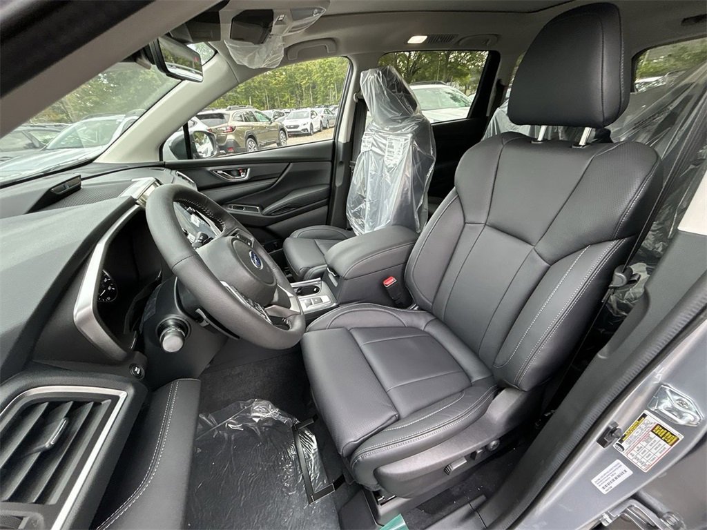 New 2025 Subaru Ascent Limited image 11