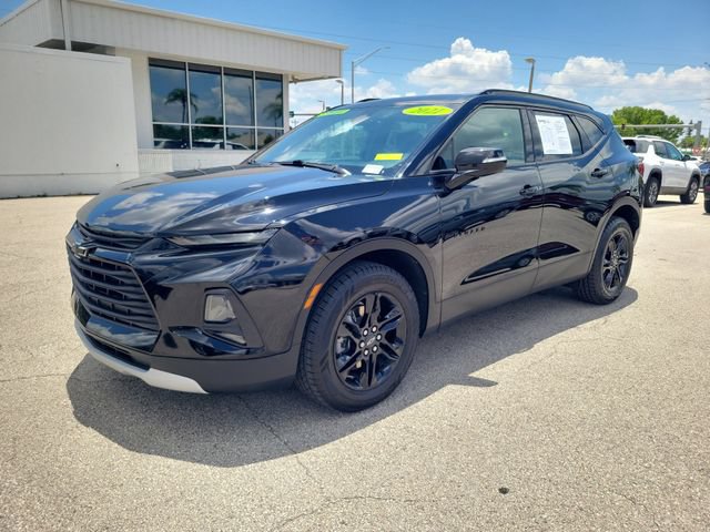 Used 2021 Chevrolet Blazer LT AWD/4WD image 2