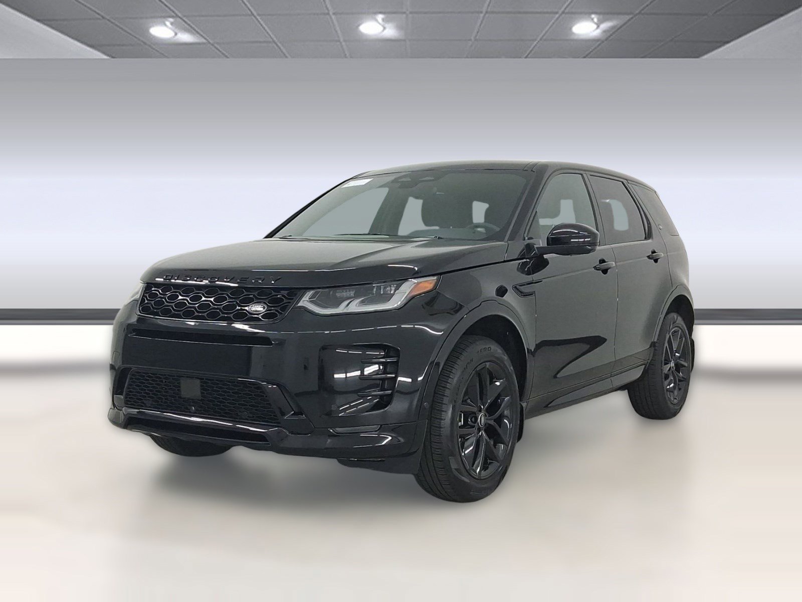 Used 2025 Land Rover Discovery Sport Dynamic SE image 1