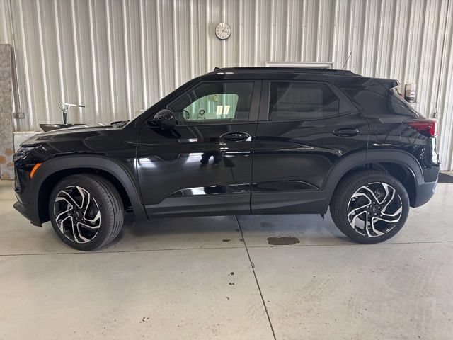 New 2026 Chevrolet TrailBlazer RS w/ Convenience Package AWD/4WD image 3
