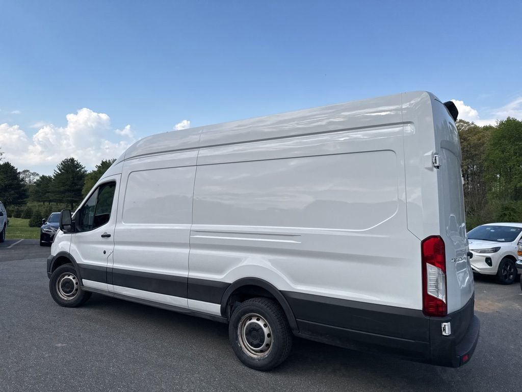 Used 2023 Ford Transit 250 148 High Roof Extended RWD image 4