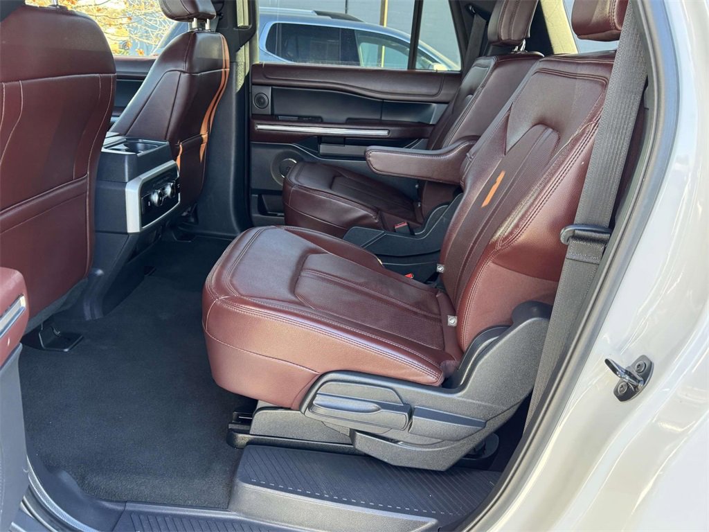 Used 2024 Ford Expedition Max Limited image 17
