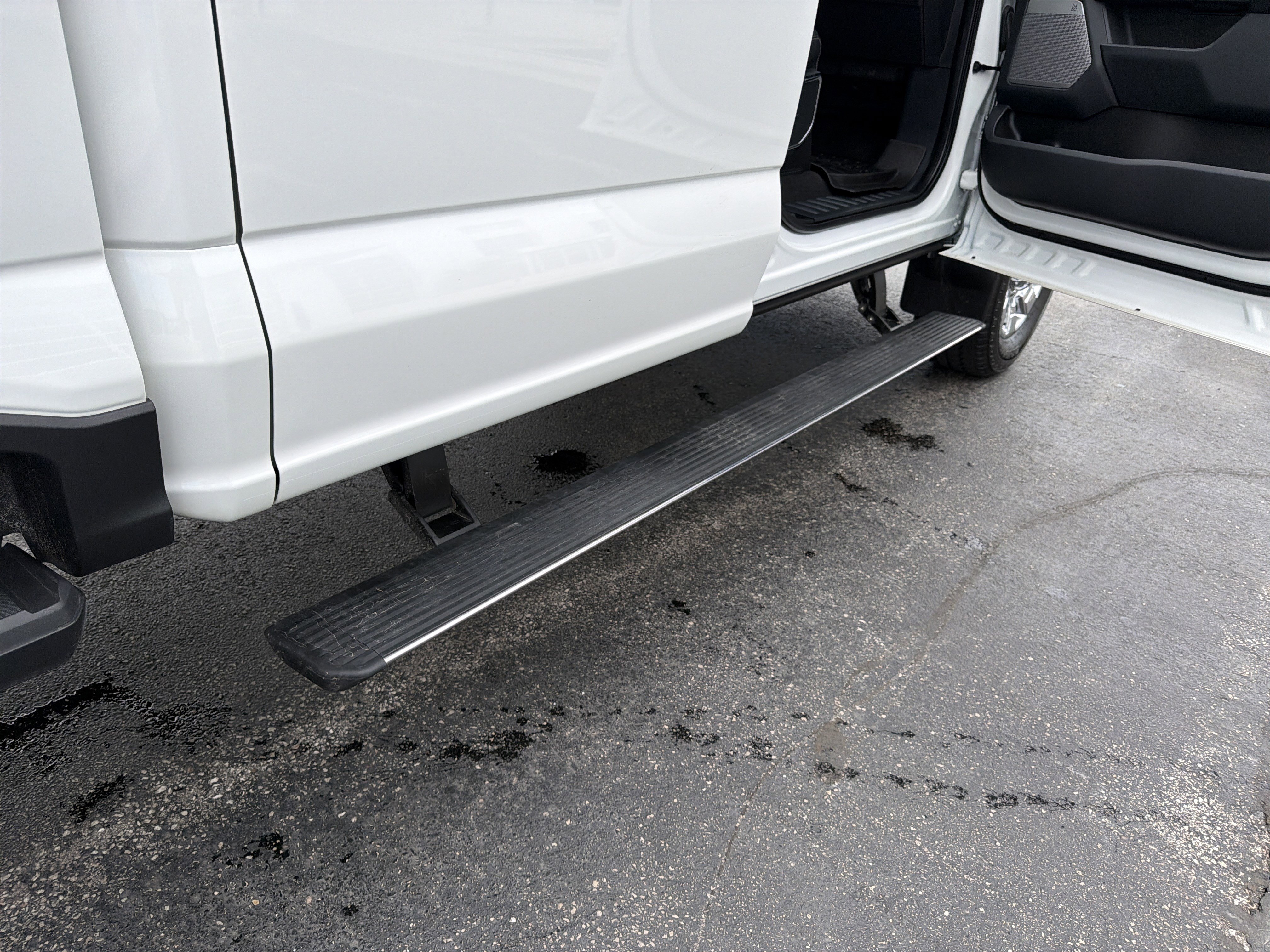 Used 2024 Ford F250 Lariat w/ Lariat Ultimate Package image 11