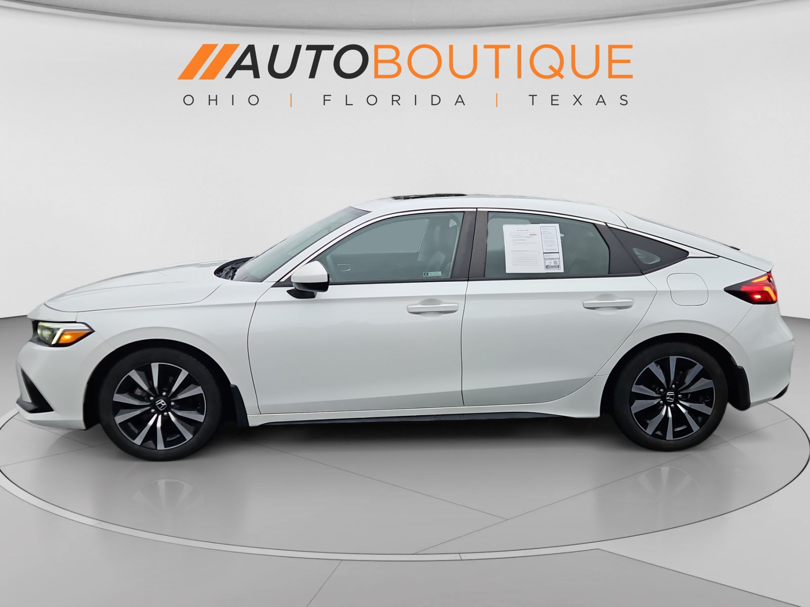 Used 2023 Honda Civic EX-L image 2