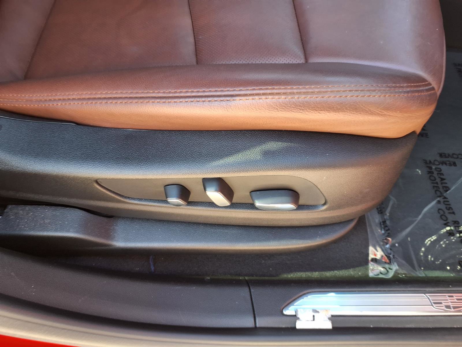 Certified 2024 Cadillac XT5 Premium Luxury w/ Technology Package image 10