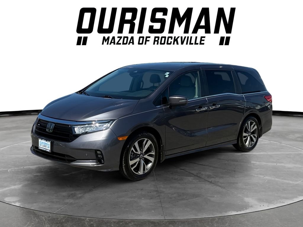 Used 2024 Honda Odyssey Touring image 2