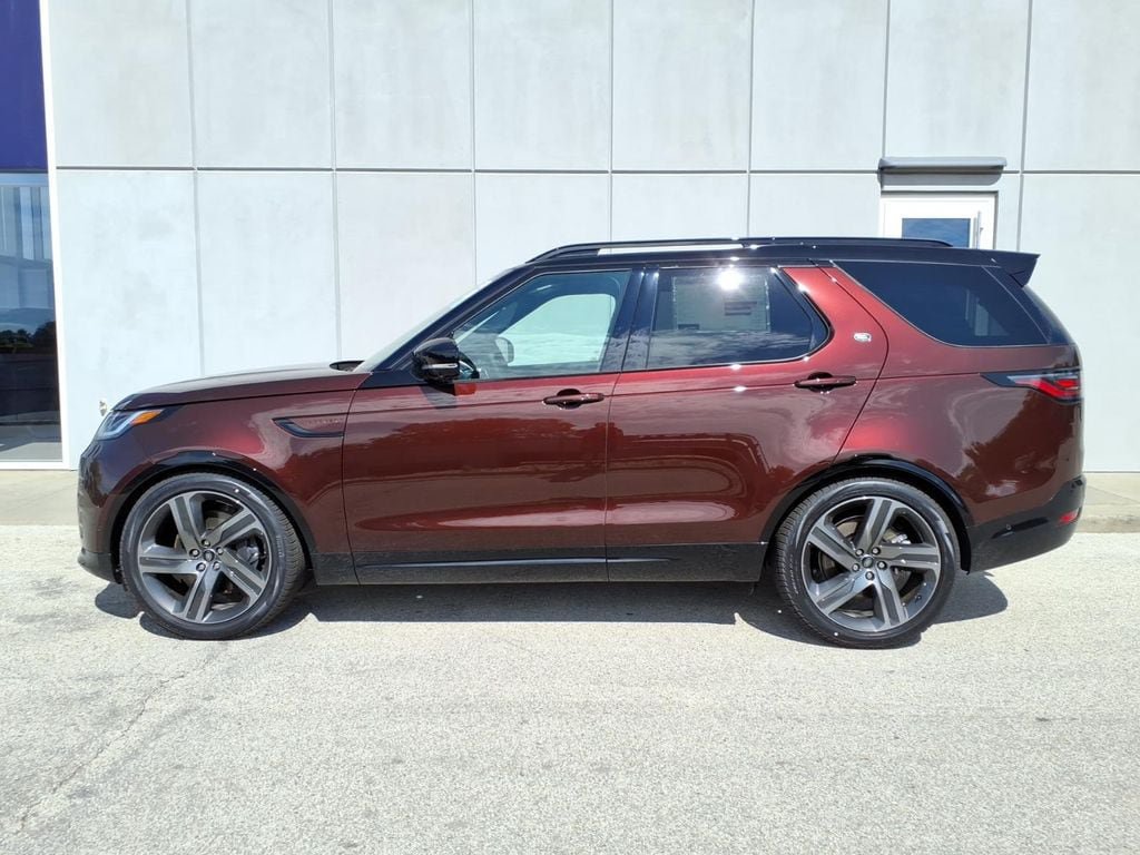 New 2026 Land Rover Discovery Limited Edition AWD/4WD image 3