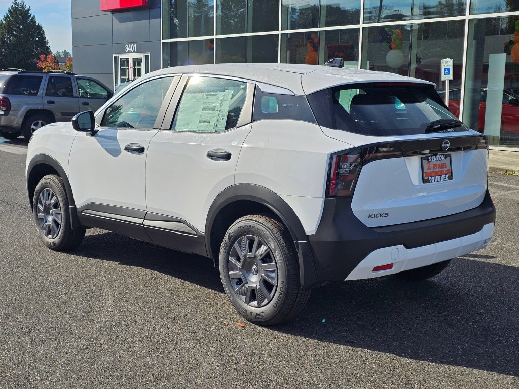 New 2027 Nissan Kicks S FWD image 7