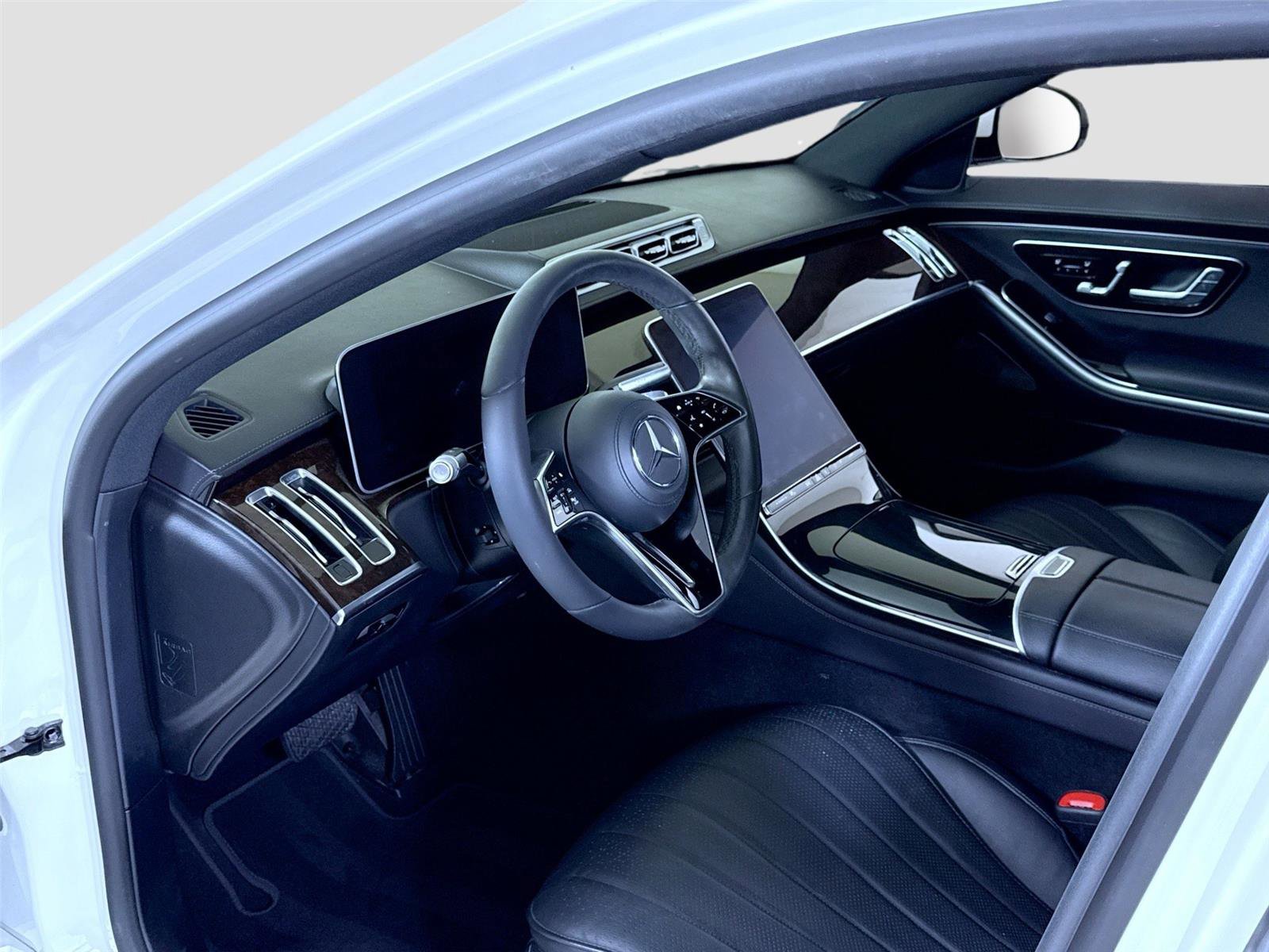 Used 2023 Mercedes-Benz S 500 4MATIC image 12