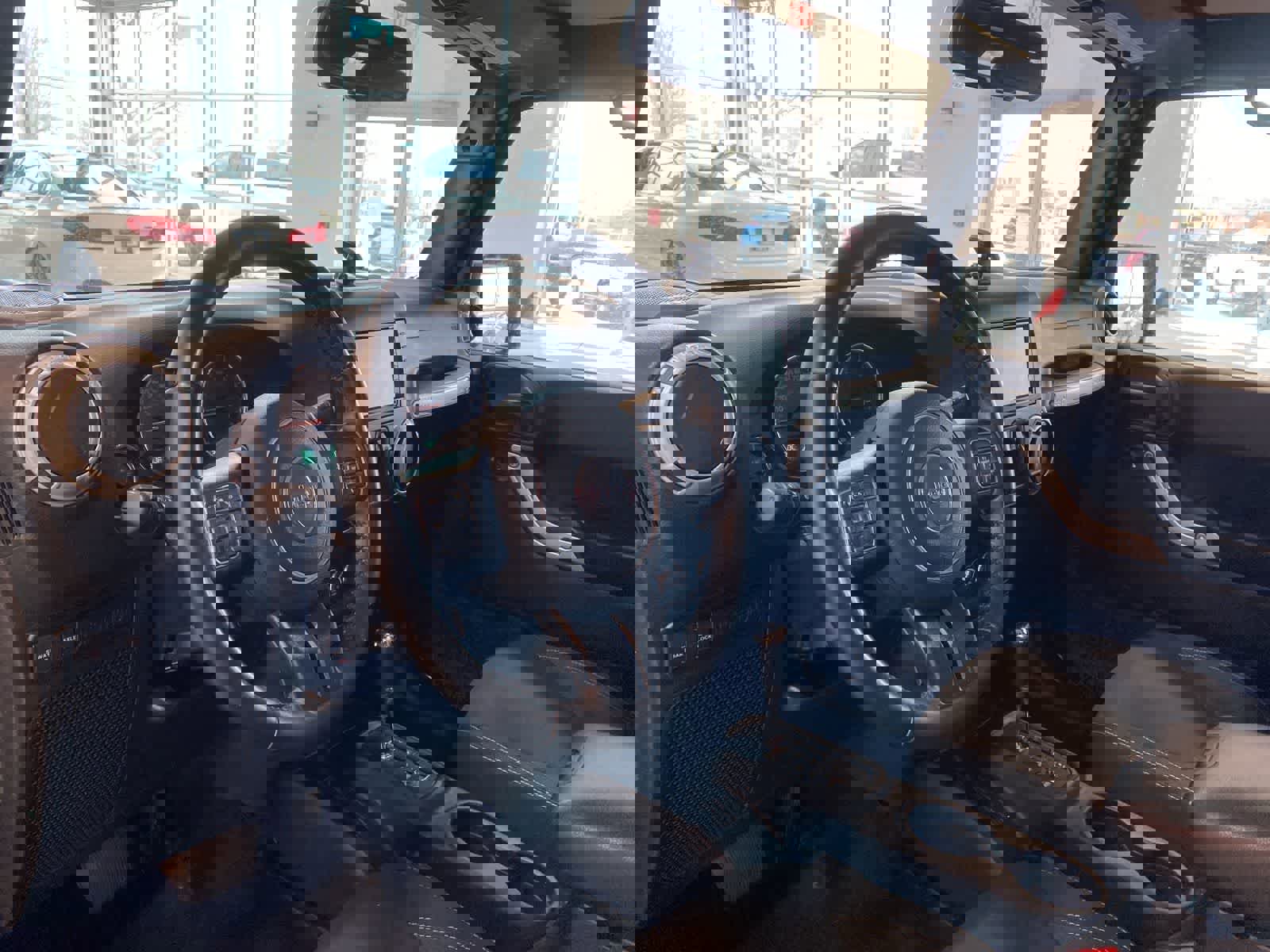 Used 2016 Jeep Wrangler Unlimited Rubicon w/ Dual Top Group image 10