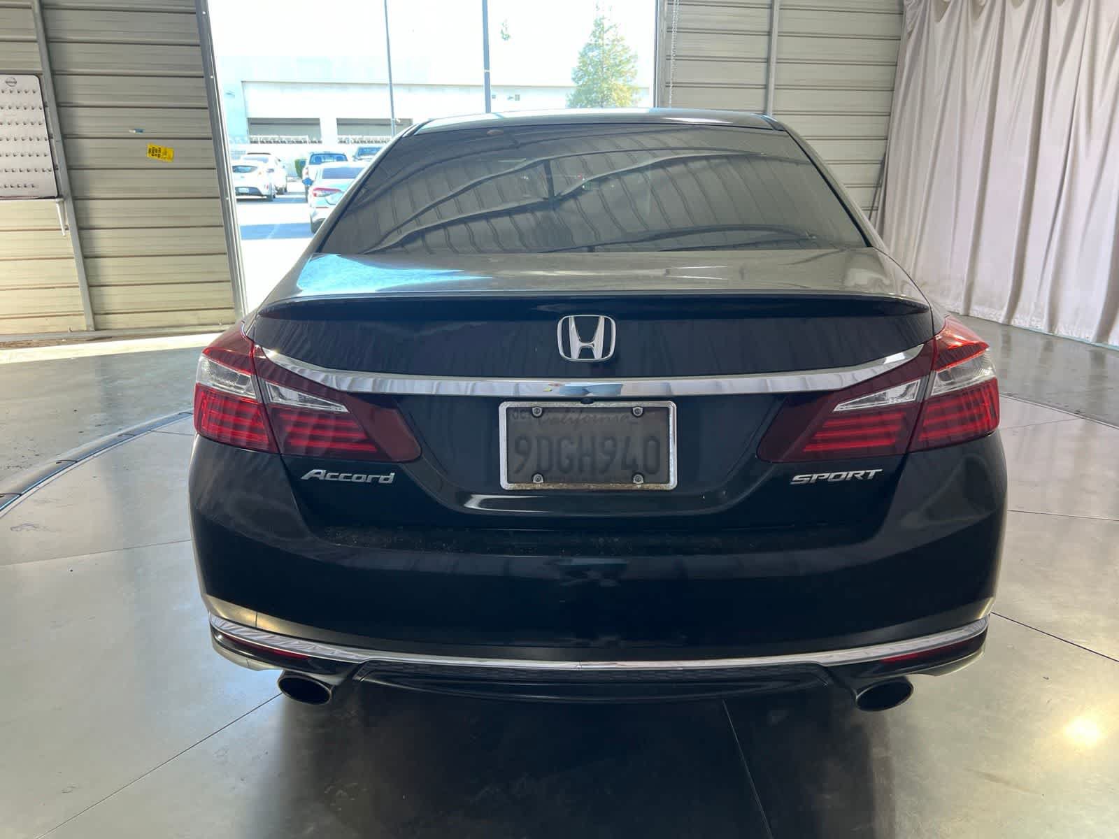 Used 2017 Honda Accord Sport image 6
