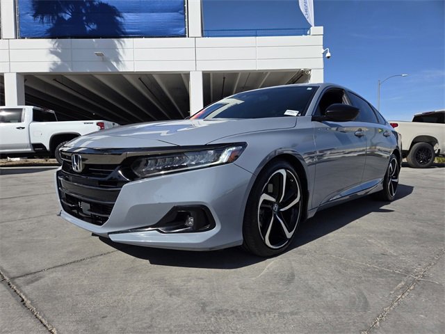 Used 2021 Honda Accord Sport image 2
