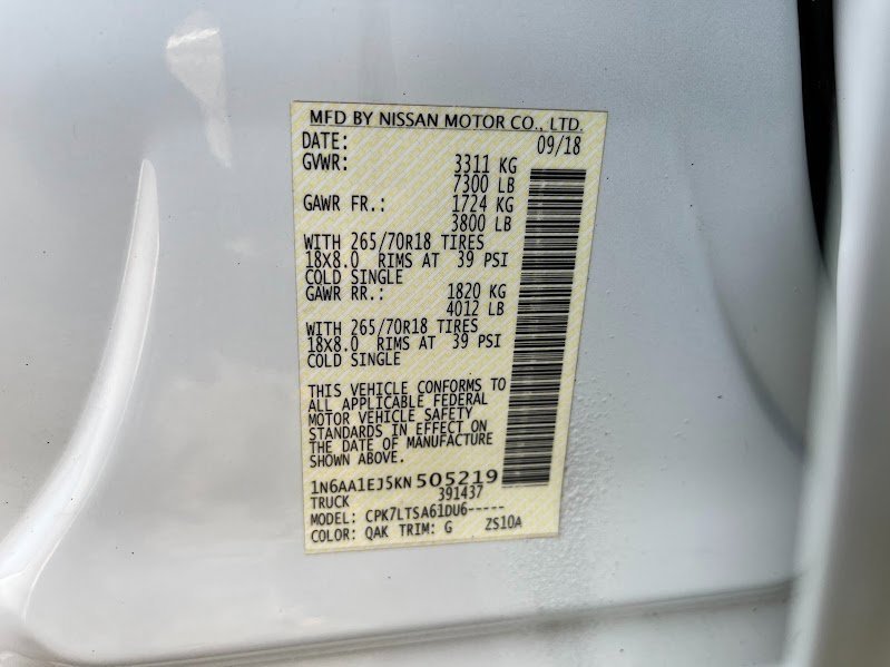 Used 2019 Nissan Titan SV image 7