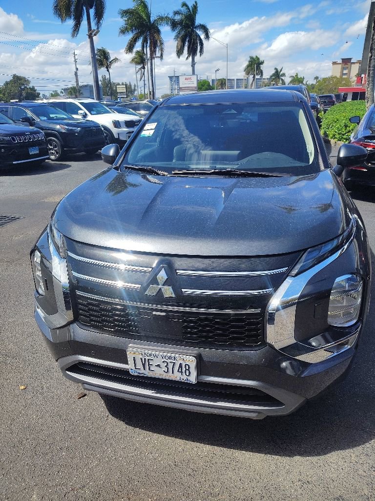 Used 2025 Mitsubishi Outlander SE AWD/4WD image 6