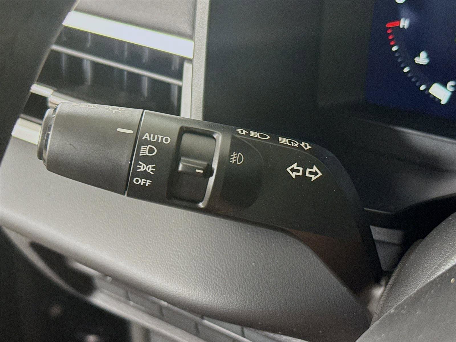 New 2026 Mitsubishi Outlander SE image 5