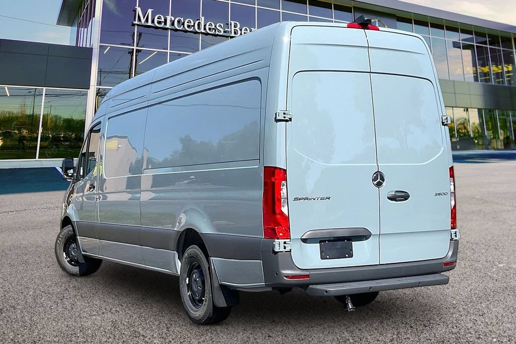 New 2026 Mercedes-Benz Sprinter 2500 image 3