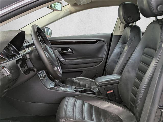 Used 2013 Volkswagen CC Lux image 15