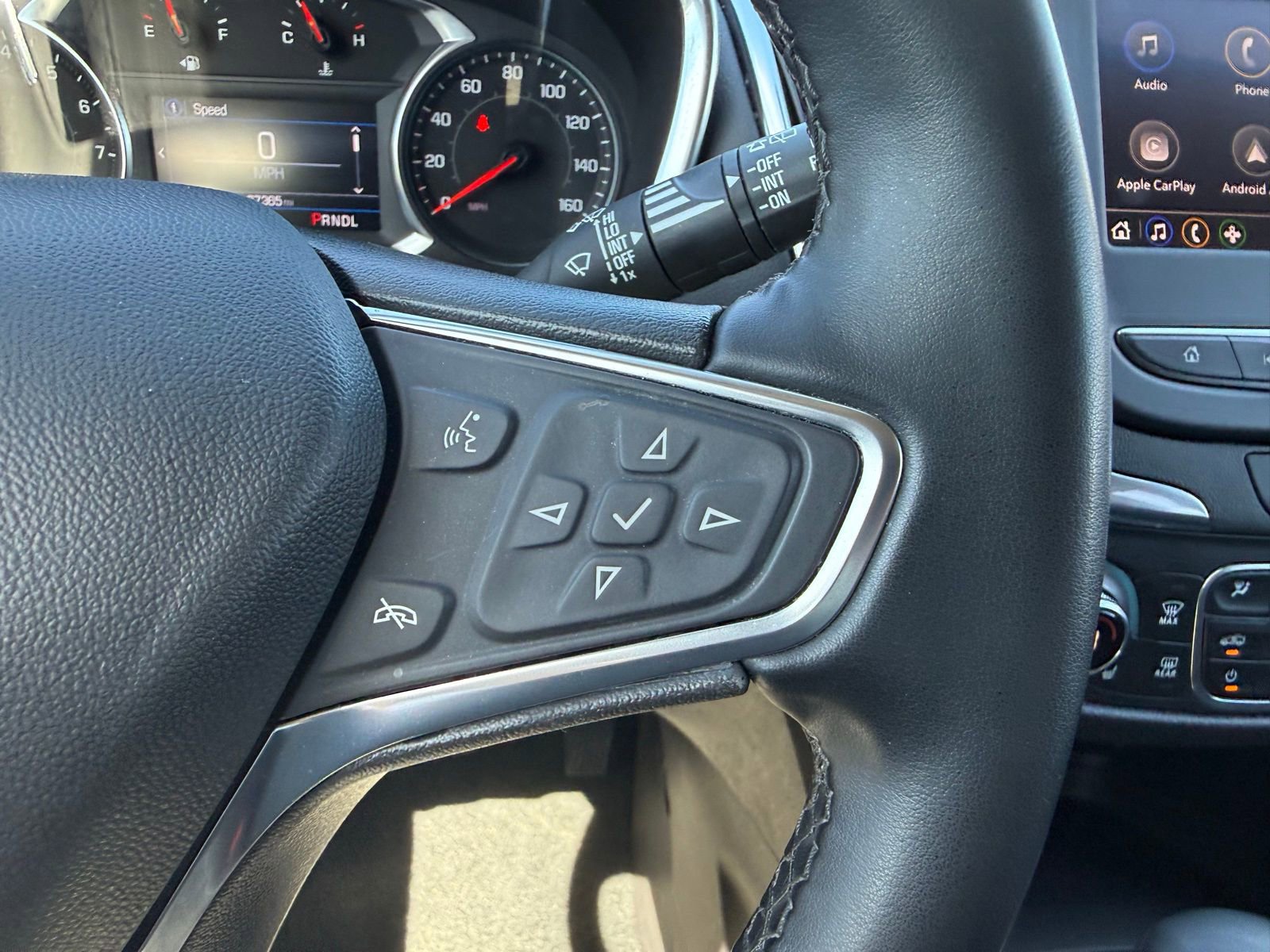 Used 2024 Chevrolet Equinox LT image 19