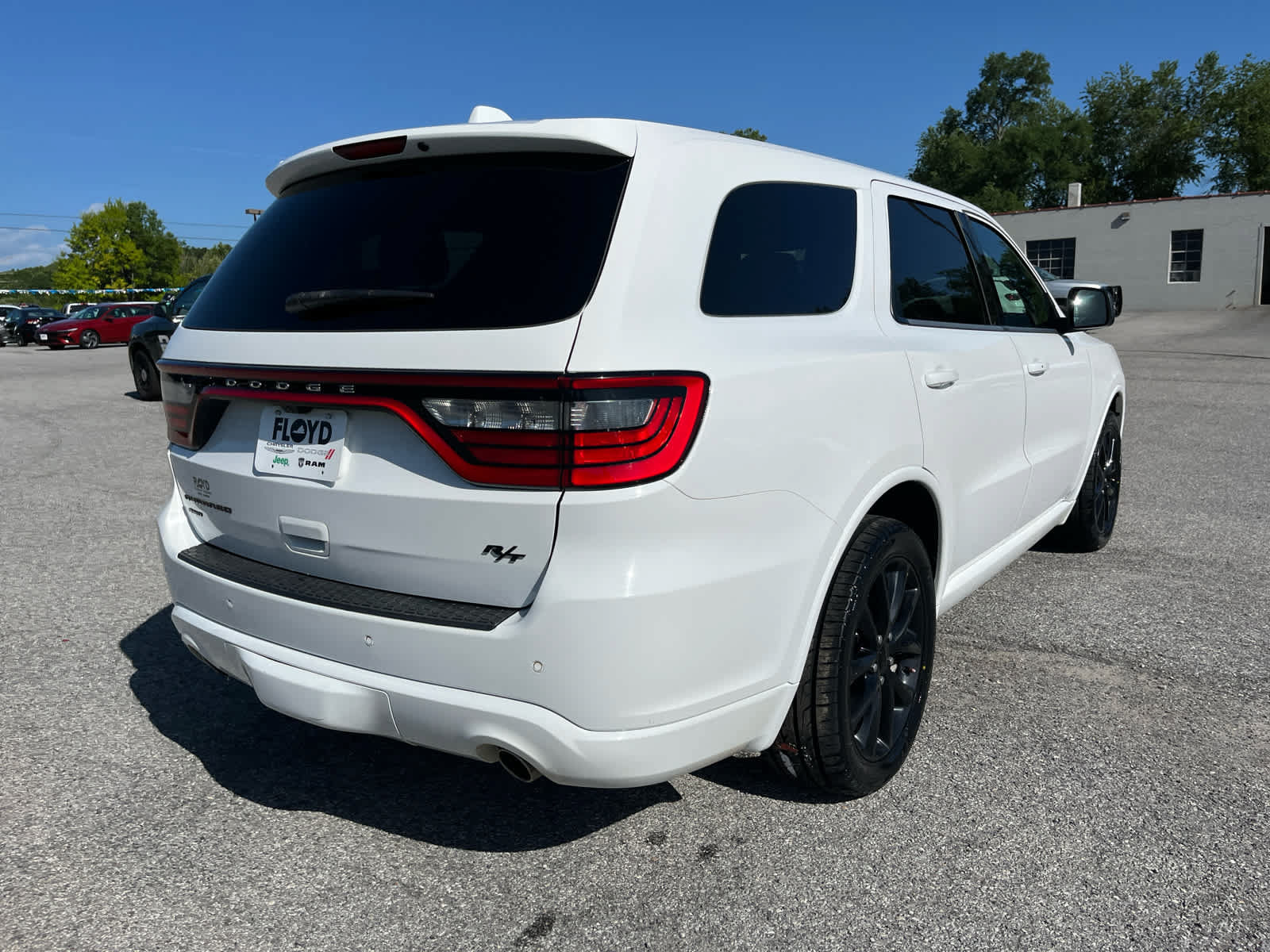 Used 2017 Dodge Durango R/T w/ Trailer Tow Group IV AWD/4WD image 3