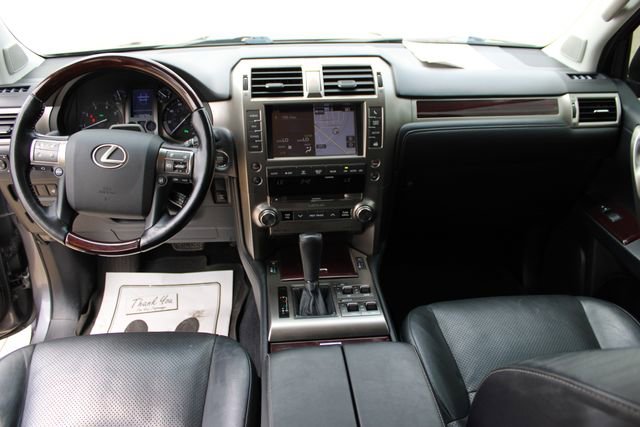 Used 2018 Lexus GX 460 Luxury AWD/4WD image 27