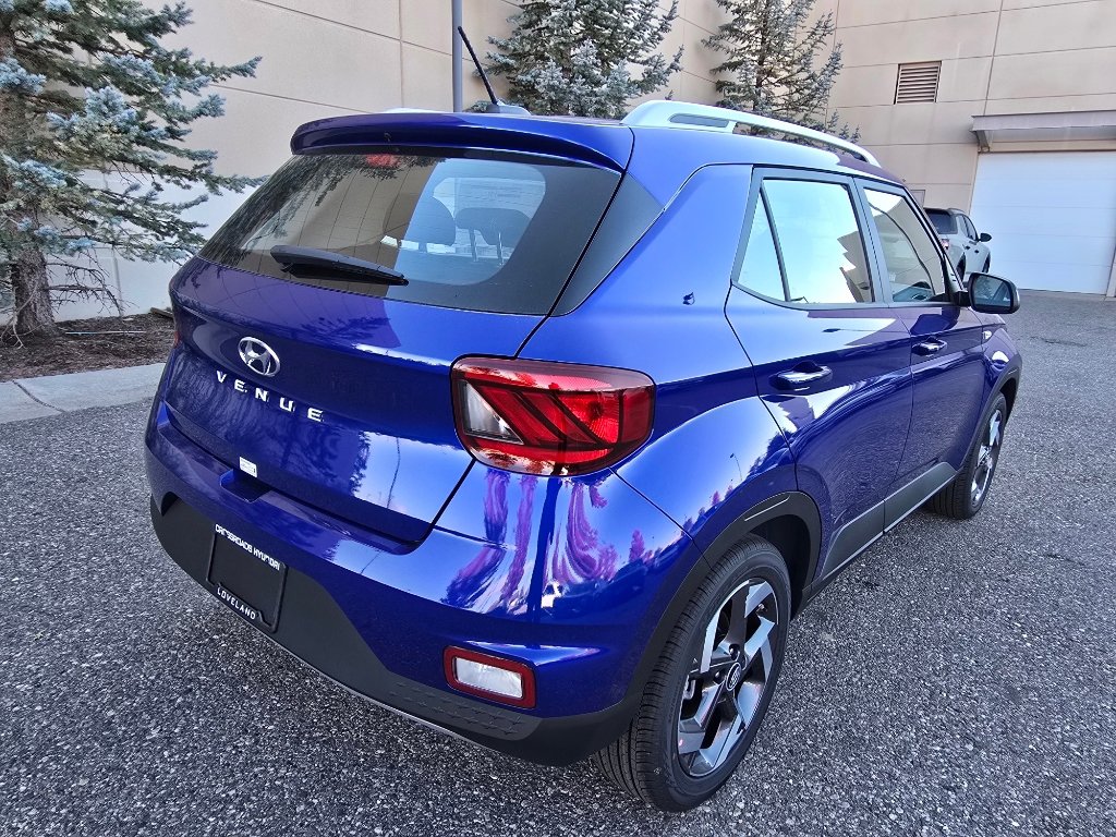 New 2025 Hyundai Venue SEL image 5