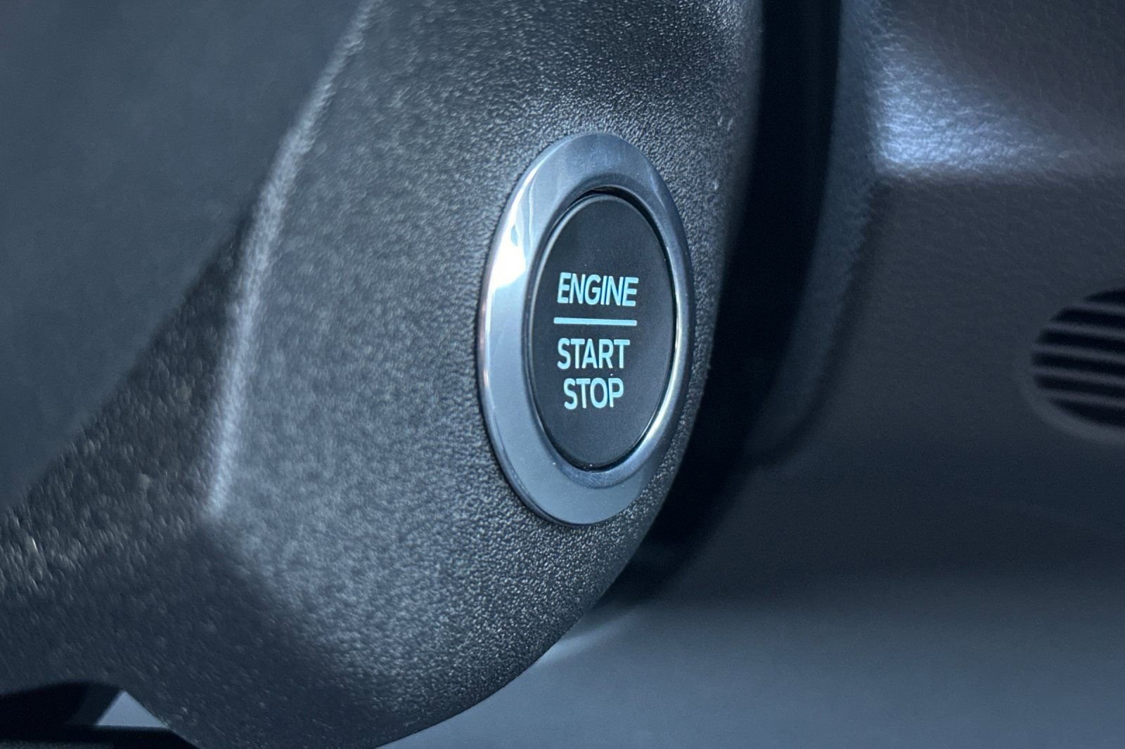 New 2026 Ford Transit 250 148 Medium Roof image 21