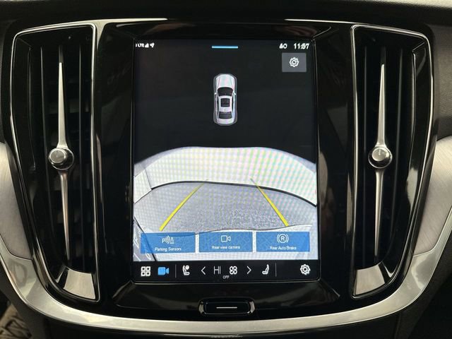 Certified 2025 Volvo S60 B5 Core image 17