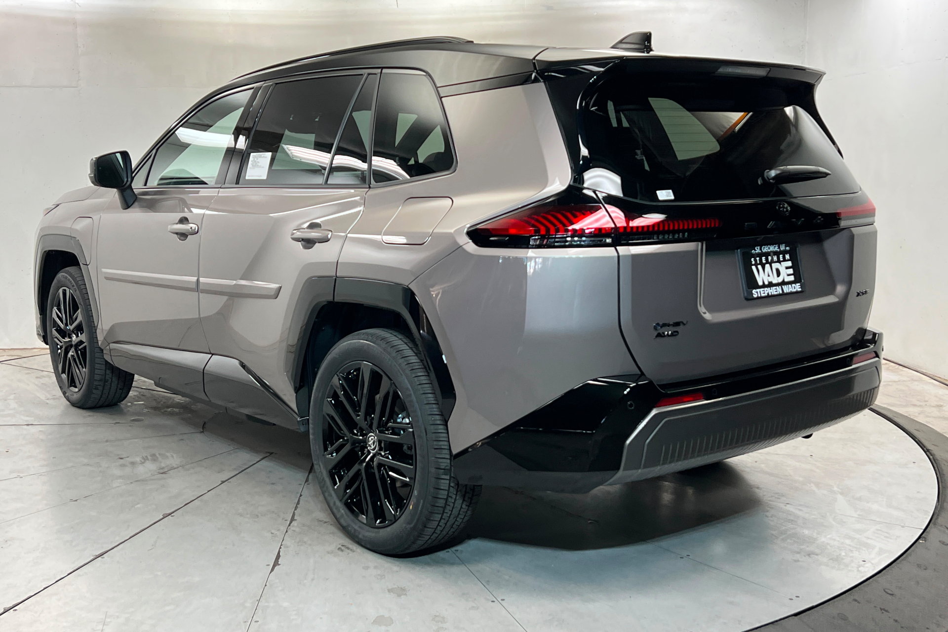 New 2026 Toyota RAV4 XSE AWD/4WD image 3