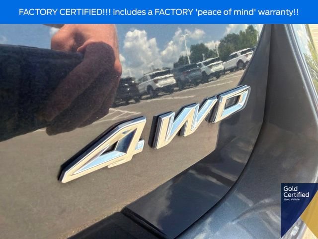 Used 2023 Ford Explorer XLT w/ Equipment Group 202A AWD/4WD image 13