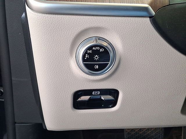 Used 2023 Mercedes-Benz C 300 4MATIC Sedan image 26