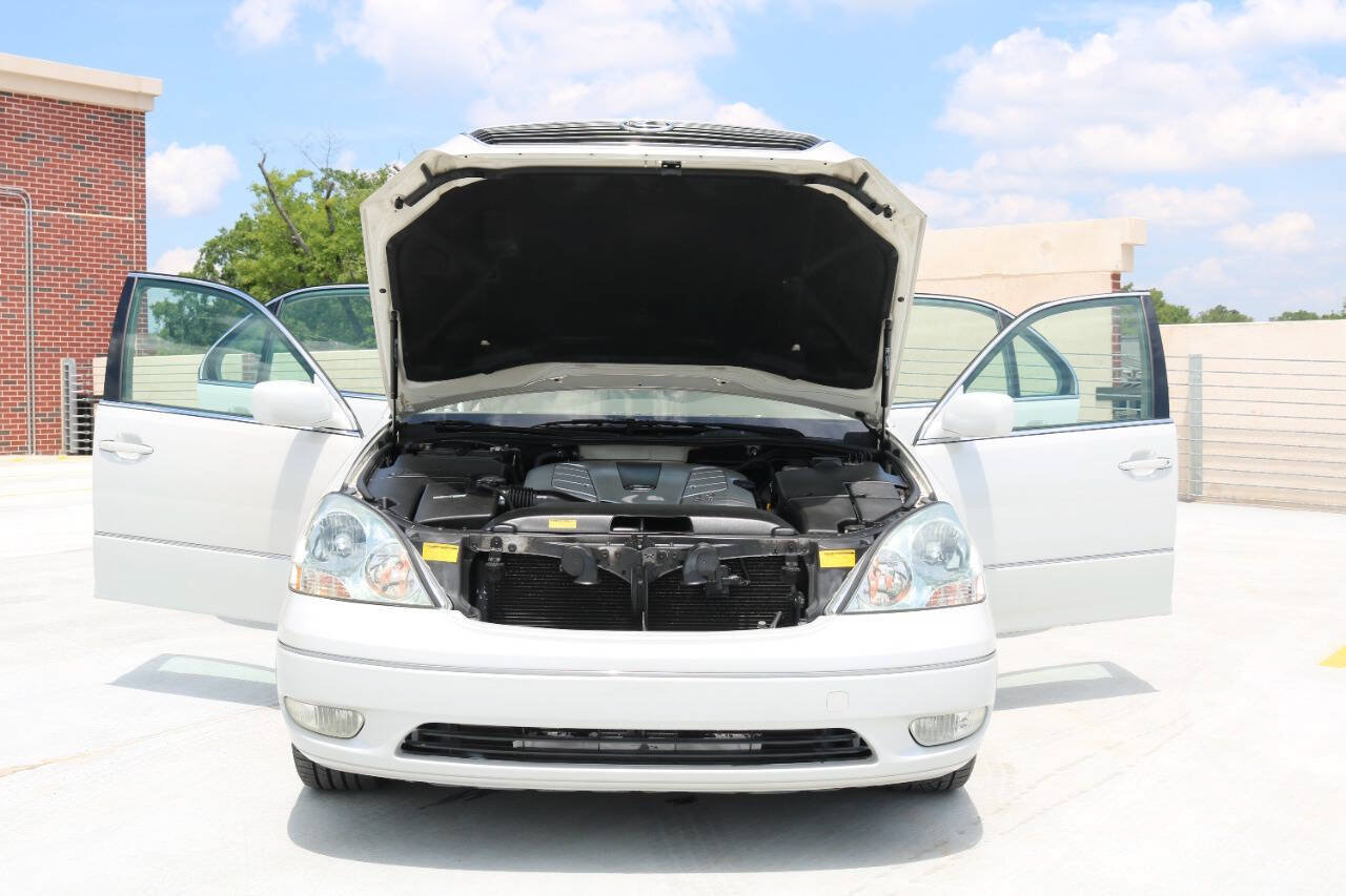 Used 2001 Lexus LS 430 RWD image 70