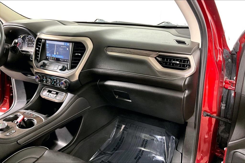 Used 2021 GMC Acadia Denali w/ Denali Ultimate Package image 16