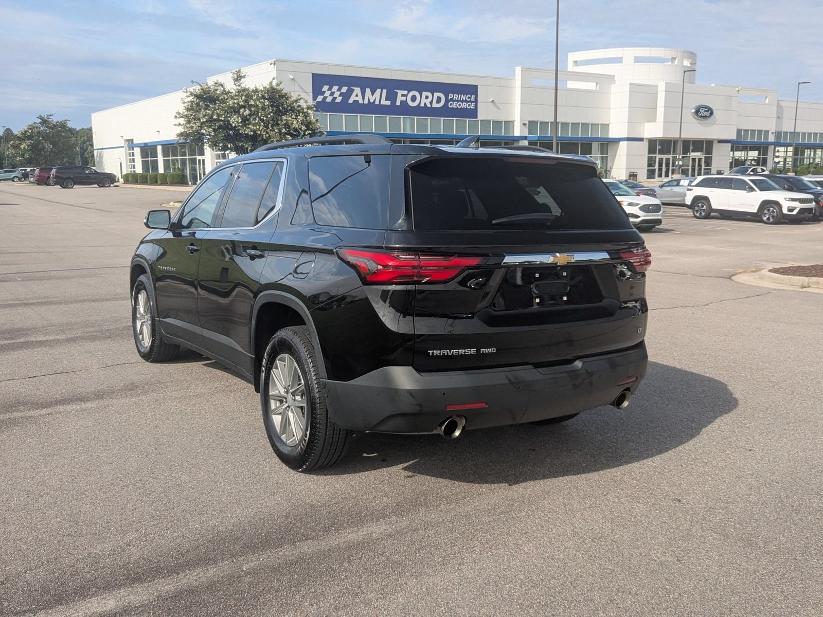 Used 2022 Chevrolet Traverse LT AWD/4WD image 5