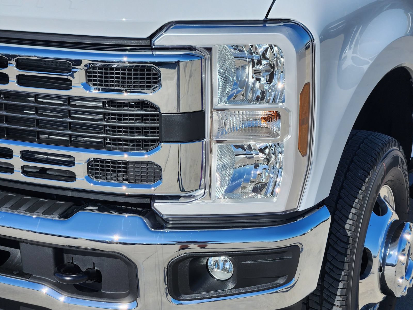 New 2026 Ford F350 XLT AWD/4WD image 10