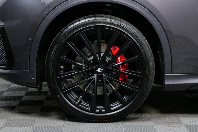 New 2026 Maserati Grecale Trofeo image 4