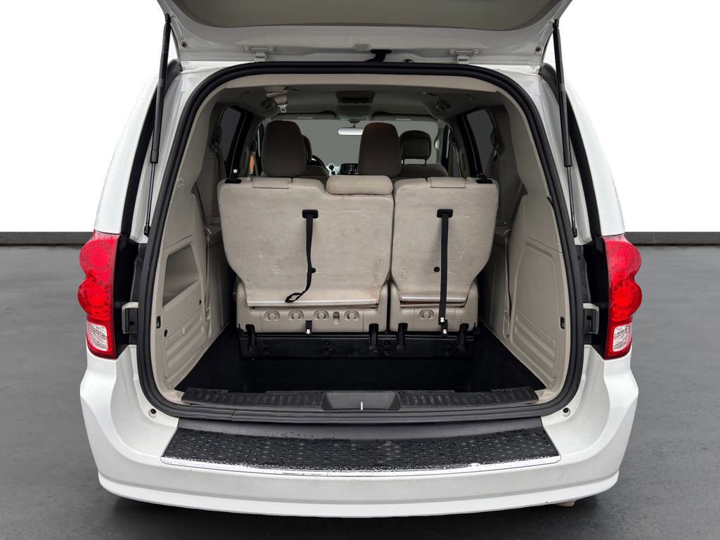 Used 2017 Dodge Grand Caravan SE w/ Power Window Group image 24
