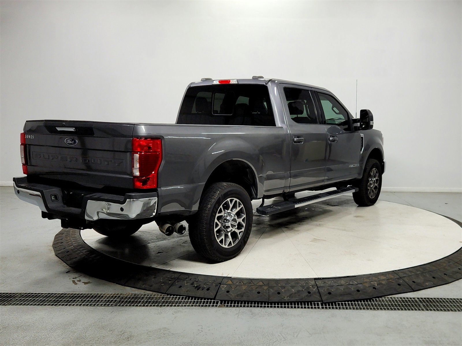 Used 2022 Ford F350 Lariat w/ Lariat Value Package image 7