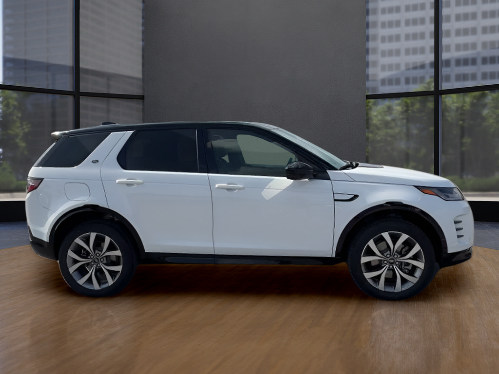 New 2026 Land Rover Discovery Sport Landmark AWD/4WD image 4