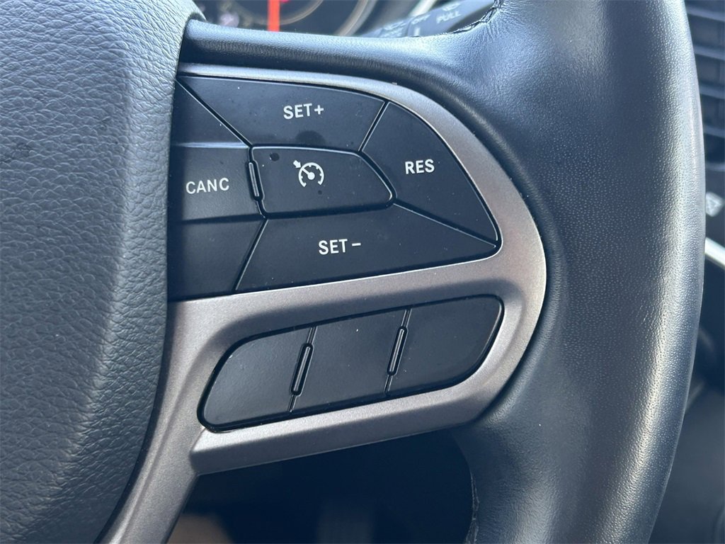 Used 2021 Jeep Cherokee Latitude Lux image 36