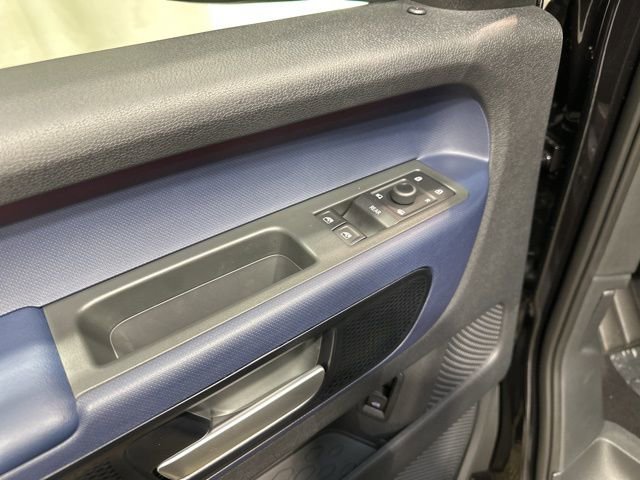 New 2025 Volkswagen ID. Buzz Pro S image 12