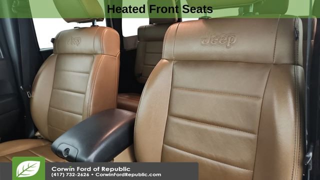 Used 2011 Jeep Wrangler Unlimited Rubicon w/ Dual Top Group image 11