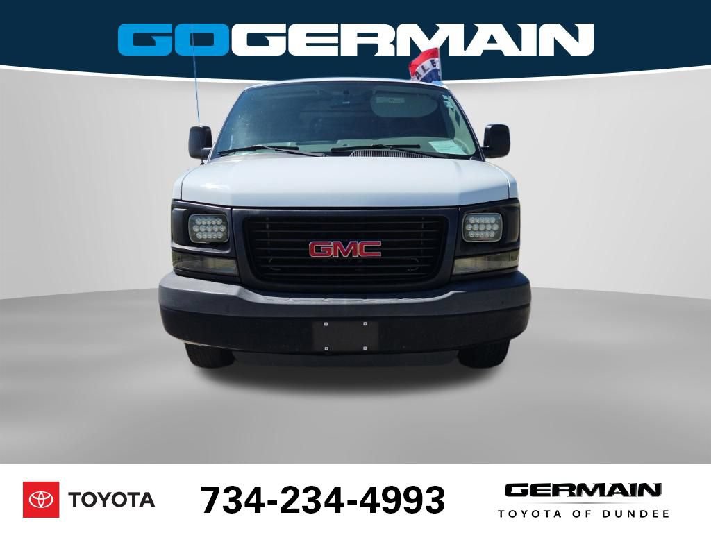 Used 2015 GMC Savana 3500 w/ Cold Climate Package RWD image 2
